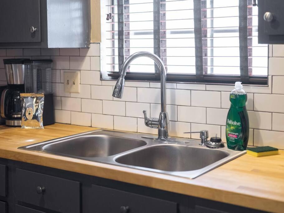 Stonegate Lodge Bear'S Den Kitchen, Pool, Firepit, Wifi ,Smart Tvs Eureka Springs Εξωτερικό φωτογραφία