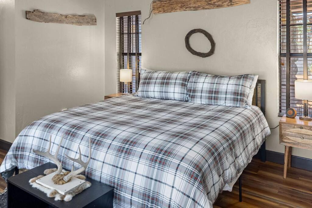 Stonegate Lodge Bear'S Den Kitchen, Pool, Firepit, Wifi ,Smart Tvs Eureka Springs Εξωτερικό φωτογραφία