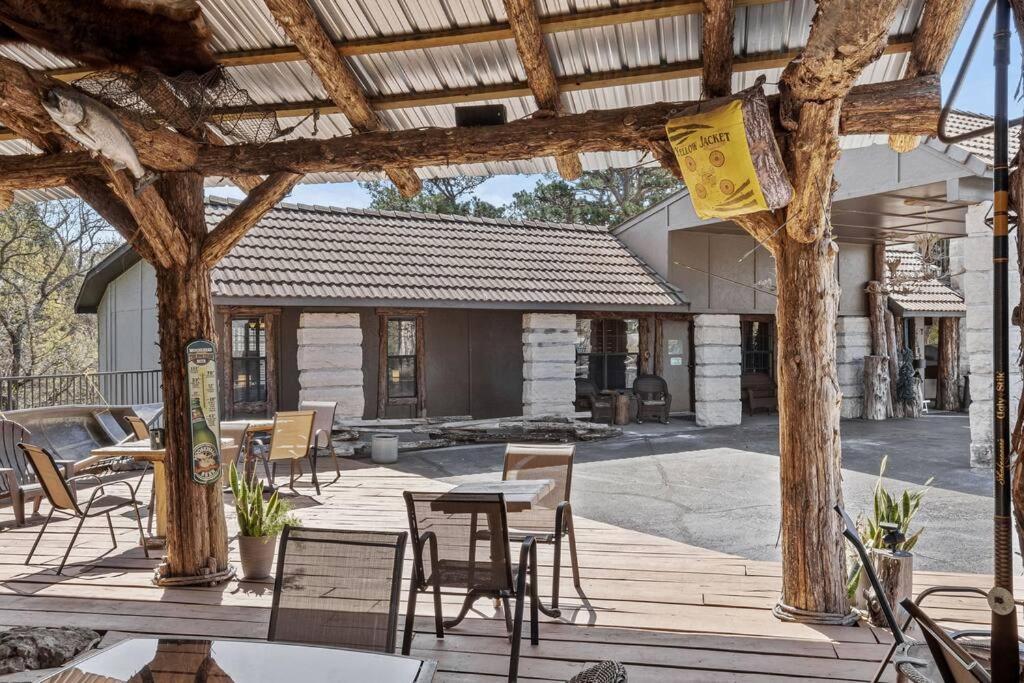 Stonegate Lodge Bear'S Den Kitchen, Pool, Firepit, Wifi ,Smart Tvs Eureka Springs Εξωτερικό φωτογραφία
